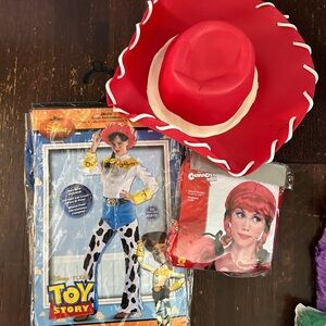 Disney Toy Story Jessie Costume with Red and White Hat & wig